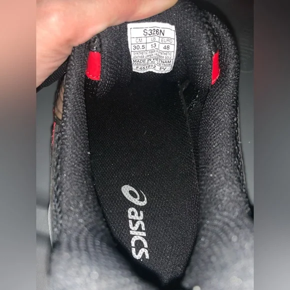 ASICS shoes - Picture 7 of 8